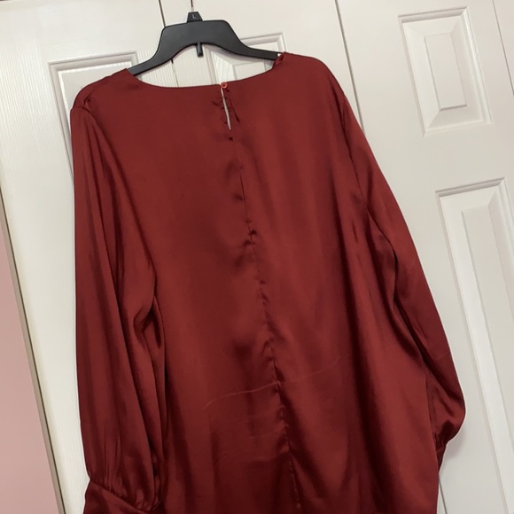 Women’s Blouse - Picture 5 of 6